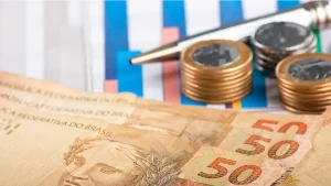 Dinheiro/reais. Foto: Adobe Stock