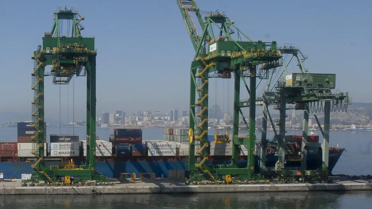 Balsa de exportação. Foto: Tânia Rêgo/Agência Brasil