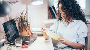 Mulheres no mercado financeiro. Foto: Adobe Stock