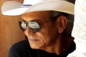 cantor e compositor gilson