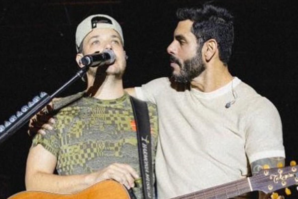 israel e rodolffo juntos no palco