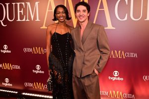 IZA e o namorado, João Vitor Silva