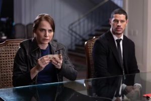 Adriana (Letícia Colin) e Iuri (José Loreto)