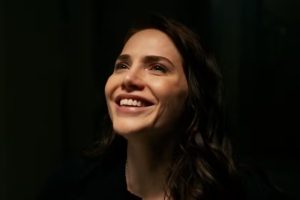 Adriana (Letícia Colin)