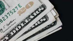 Notas de dólar. Foto: Pexels